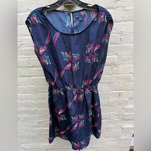 Gorgeous EUC floral and bird GAP Navy Dress with Colorful accents